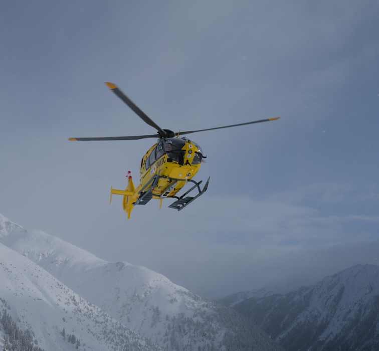 Notarzthubschrauber im Anflug.