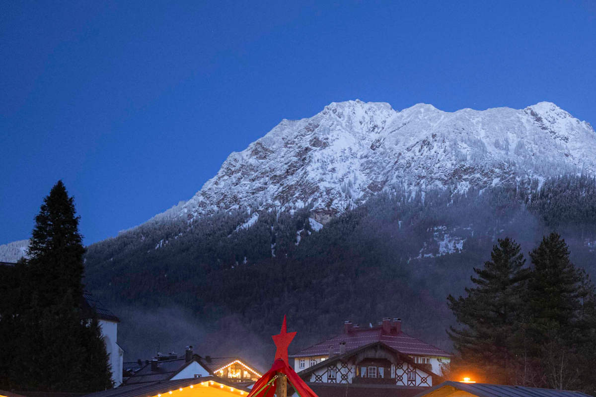 Die Alphornbläser sorgen für stimmungsvolle Töne beim Oberstdorfer Advent.