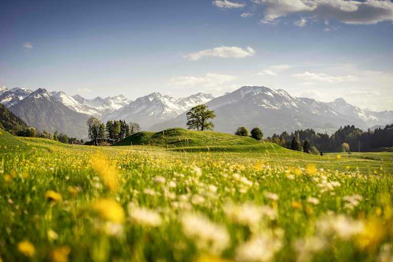 Oberstdorf im Allgäu - ein guter Platz, um die Lebensgeister im Frühling zu aktivieren.