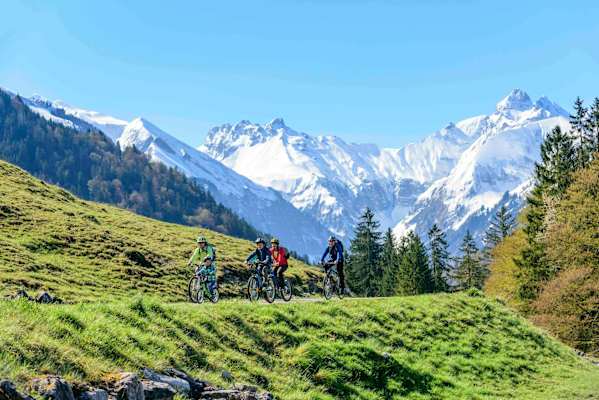 Tolle Kontraste - Radtour im Oytal