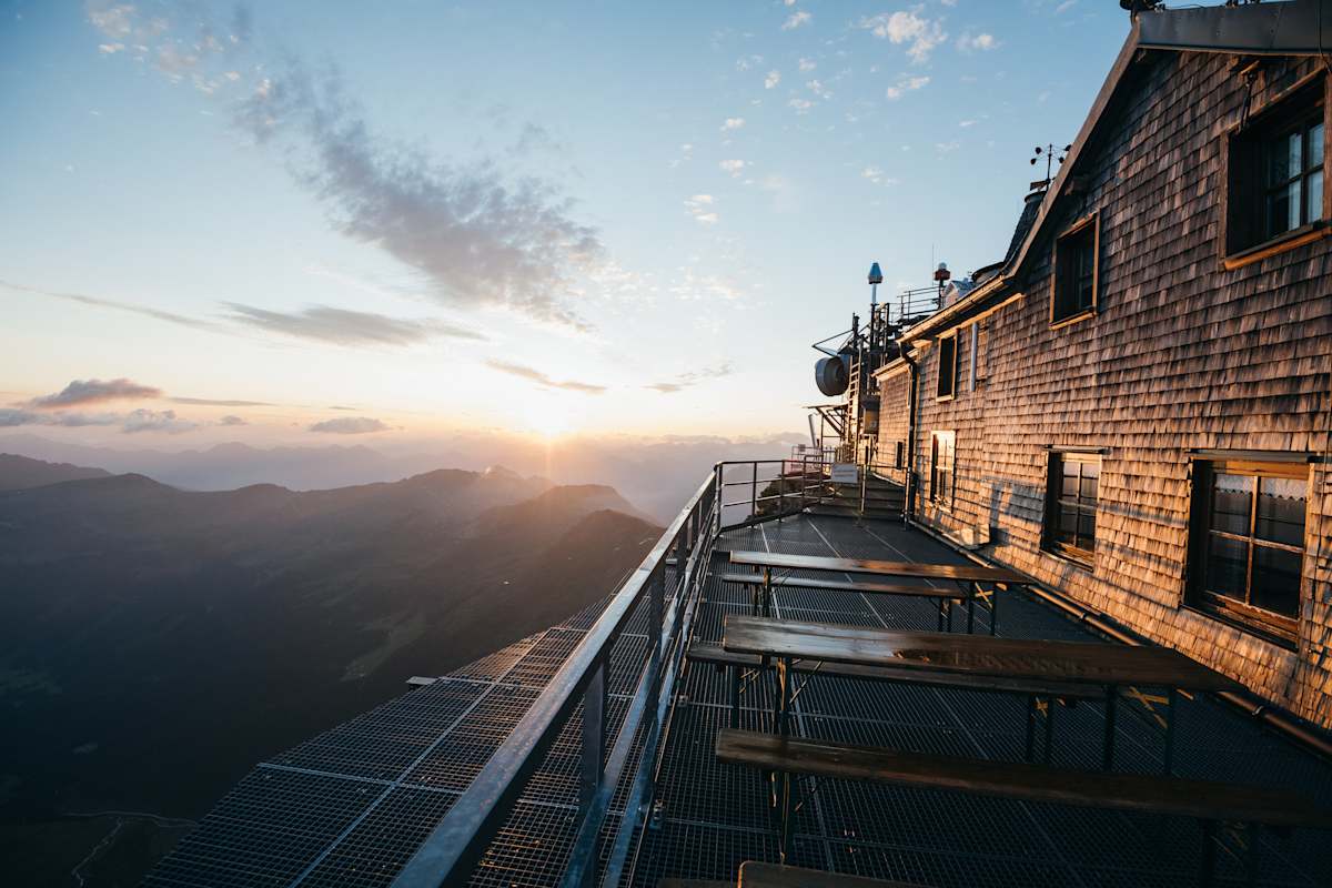 Hoher Sonnblick , Sonnenaufgang am Zittelhaus