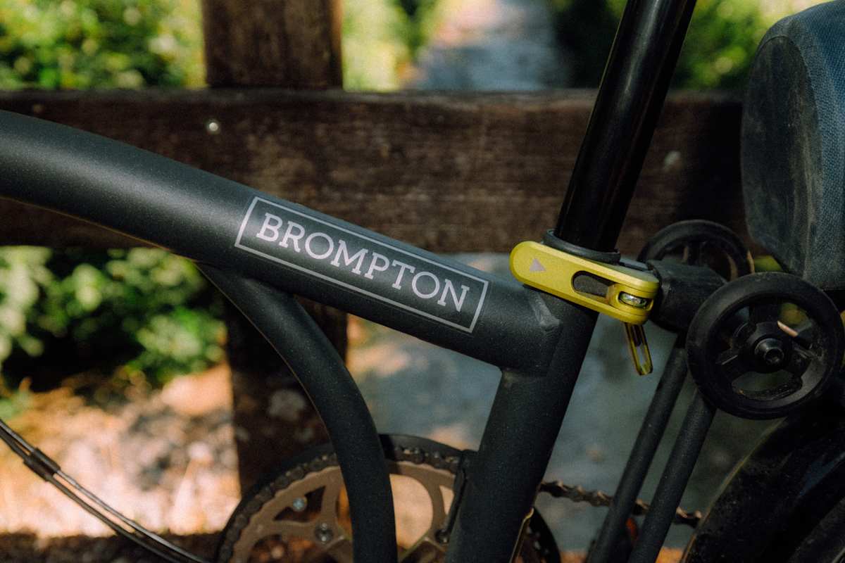 Verlässlicher Begleiter auf Tour: Brompton hat die G Line gemeinsam mit and wander als exklusives Sondermodell neu aufgelegt.
