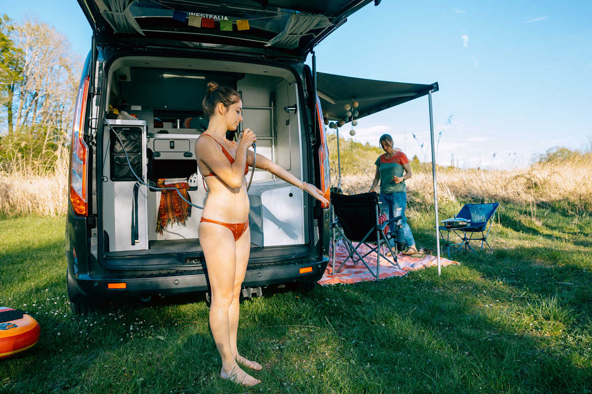 Outdoor-Dusche Ford Nugget