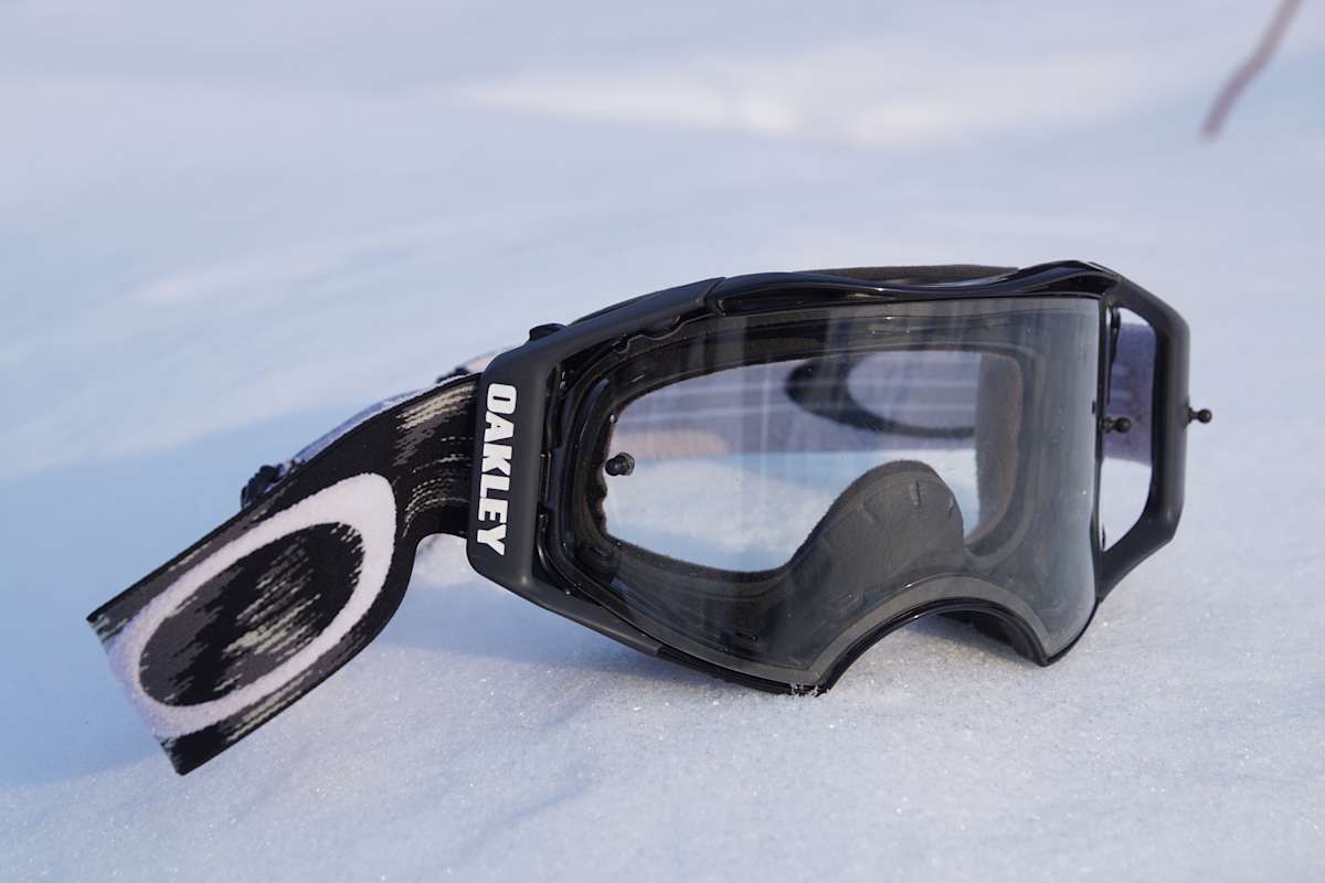 Oakley Airbrake