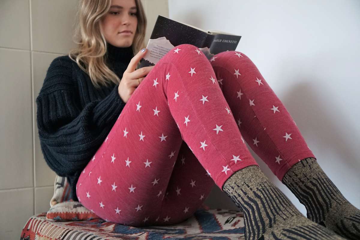 Schnelltrocknender Materialmix für einen warmen Po: Sesvennam. Pants von MALOJA.