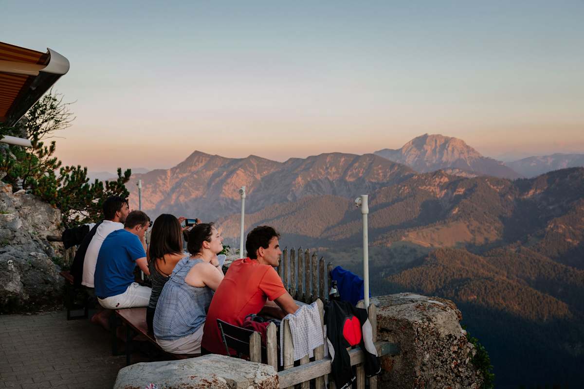 Bei gutem Wetter hat die Tegernseer Hütte einen der schönsten Sonnenuntergänge der Ostalpen.