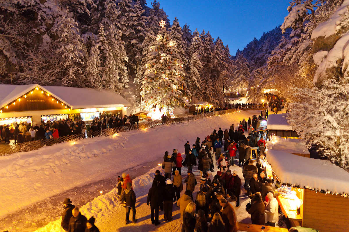 Weihnachtsmarkt in der Johannesbachklamm