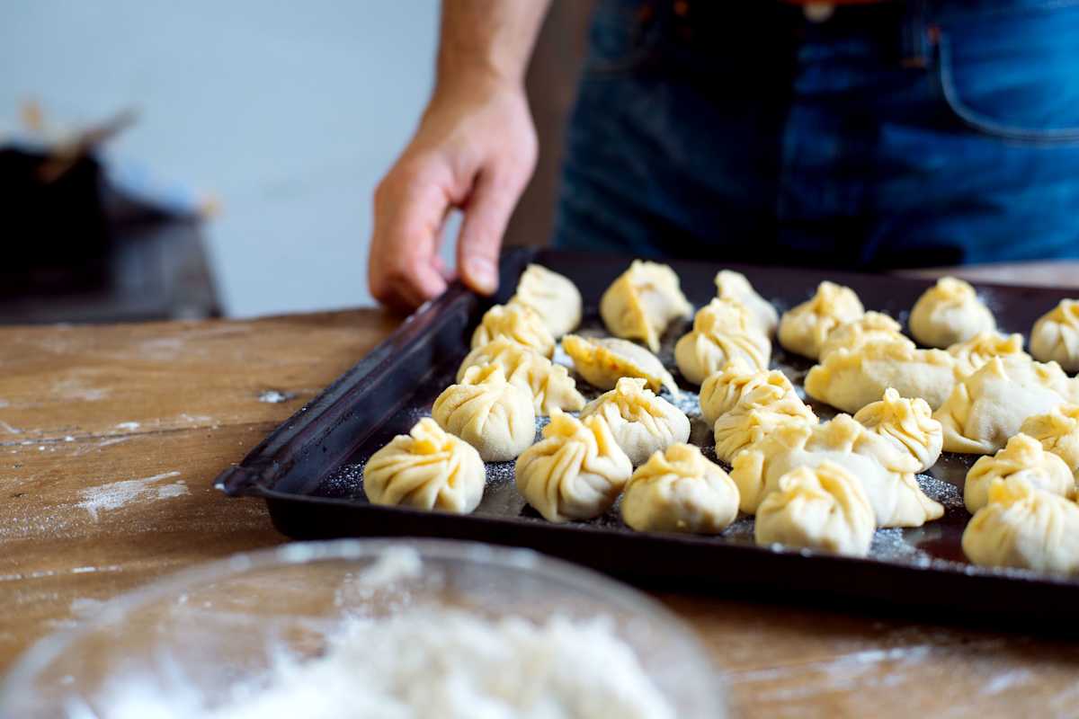 Rezept: Nepalesische Momos mit Tomatensauce