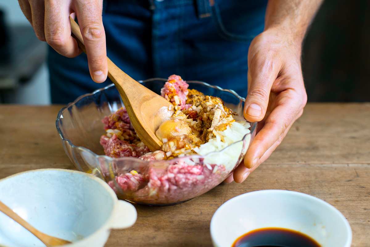 Rezept: Nepalesische Momos mit Tomatensauce