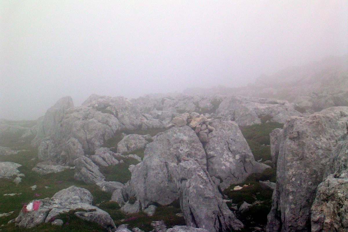 Bei Nebel ist die Orientierung schwierig – entsprechend langsamer wird man unterwegs sein.