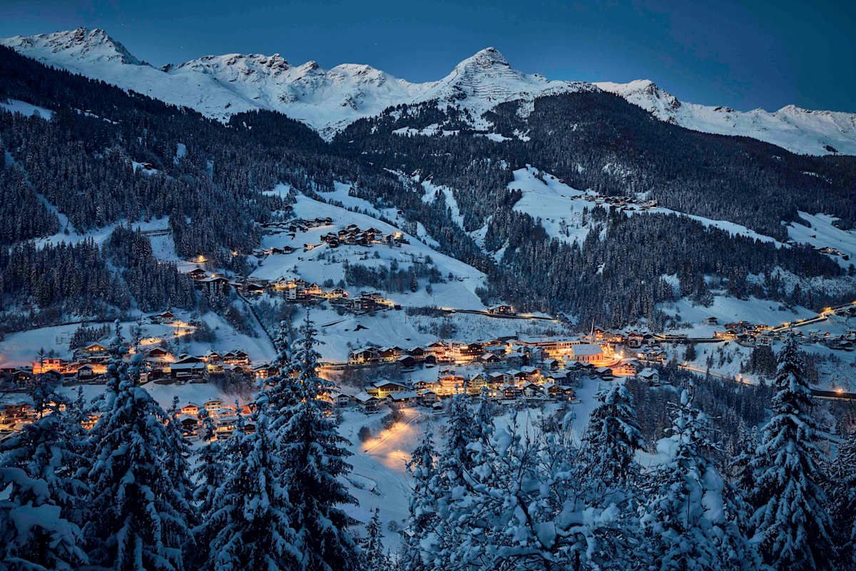 Das winterliche Kappl bei Nacht.