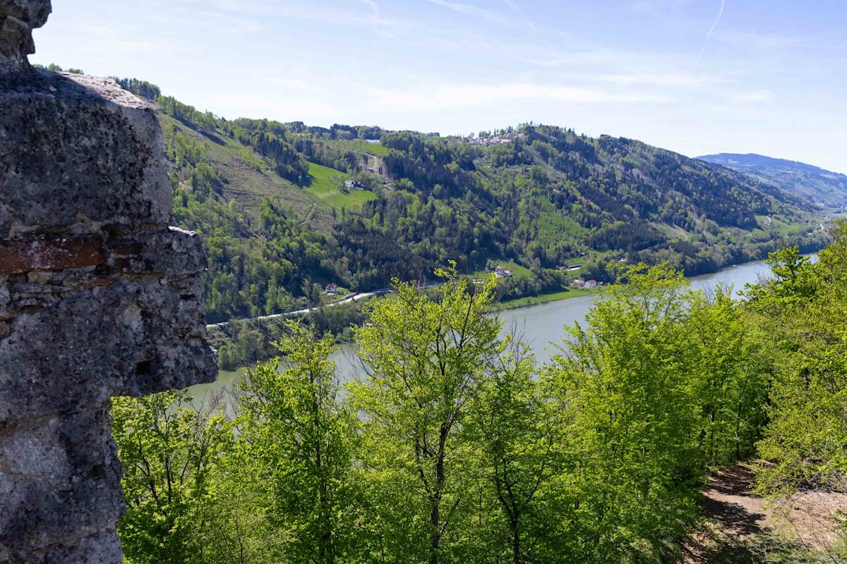 Ausblick von der Burgruine Haichenbach