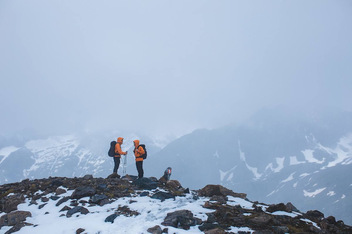 Alpenüberquerung bei Nebel