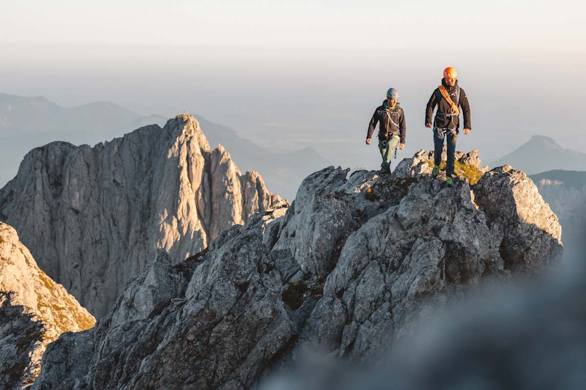 bergwelten-regionsportrait-alpinklettern-wilderkaiser-gipfeltour-treffauer-tvbwilderkaiser-mathaeusgartner