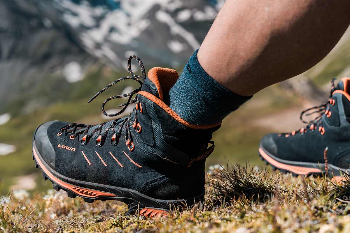 LOWA RANDIR GTX MID: Der moderne Trekkingschuh für anspruchsvolles Terrain.