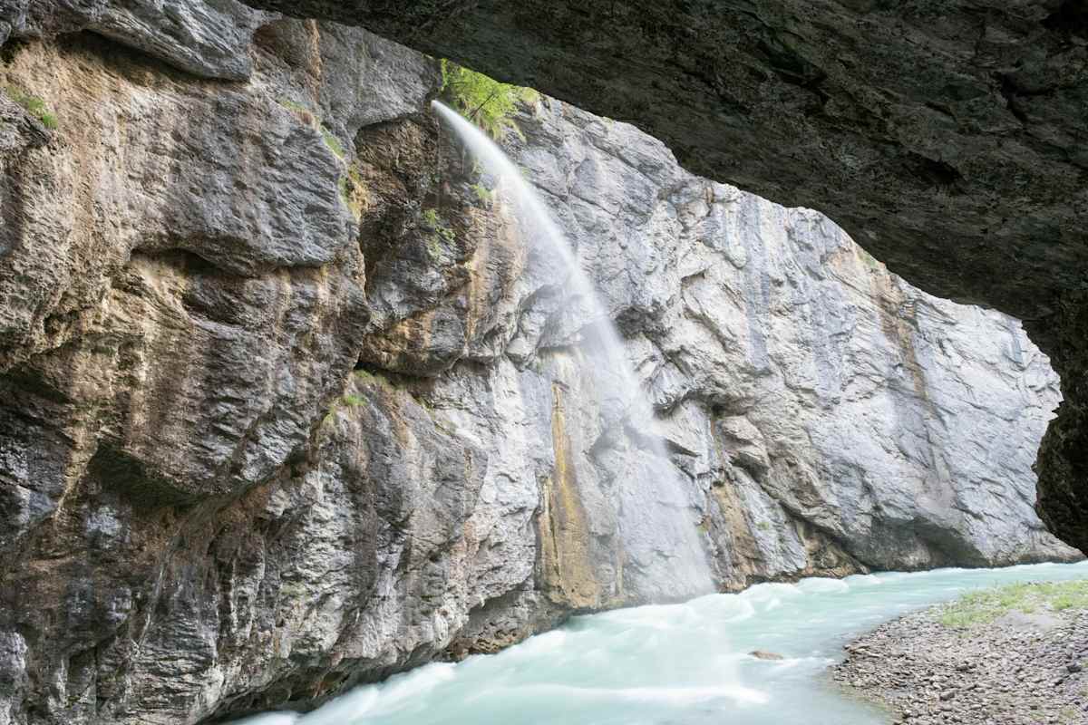 bergwelten_trailrunning_mwalther_aareschlucht_00002_si202103220537