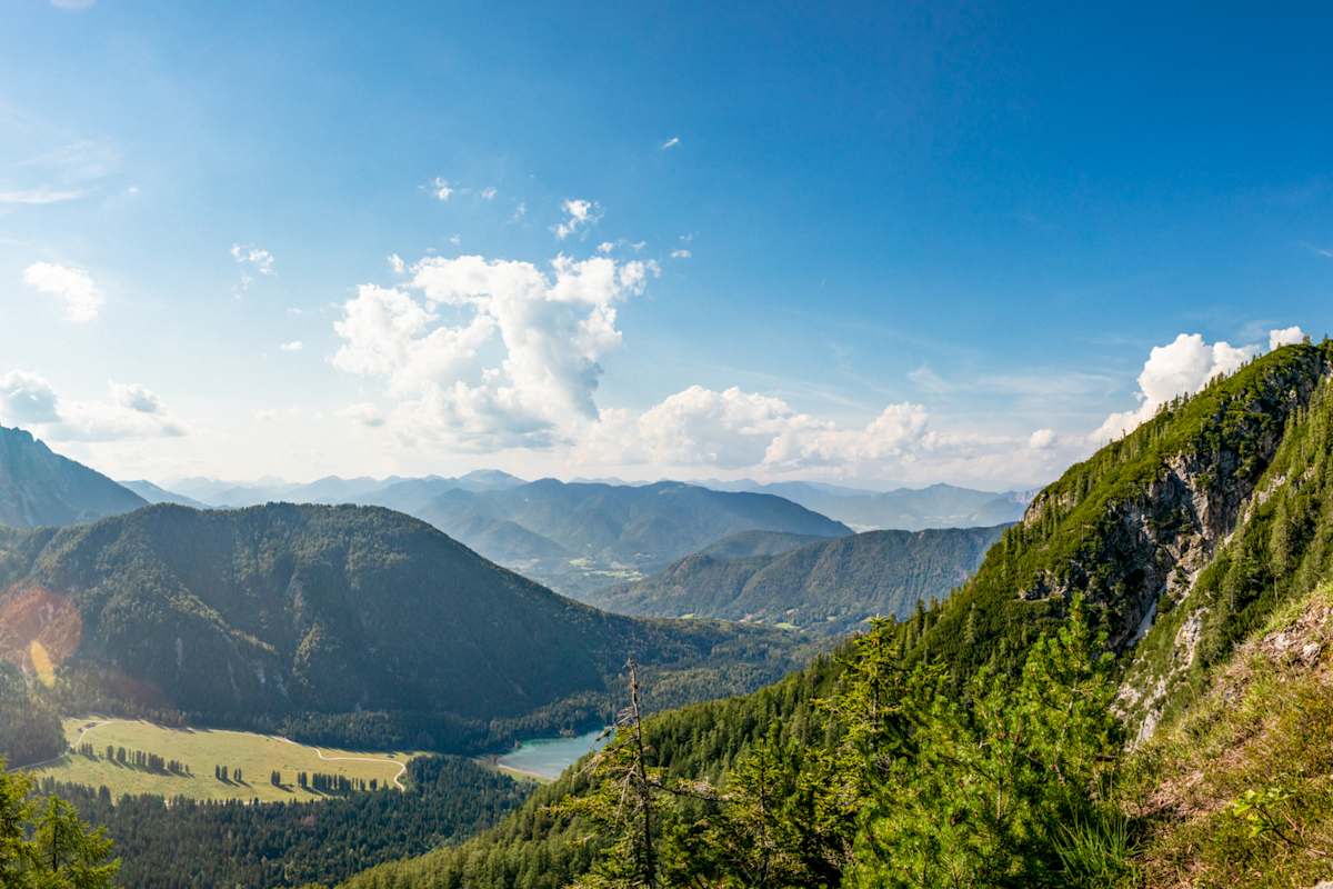 Blick auf die Weißenfelser Seen (Laghi di Fusine)
