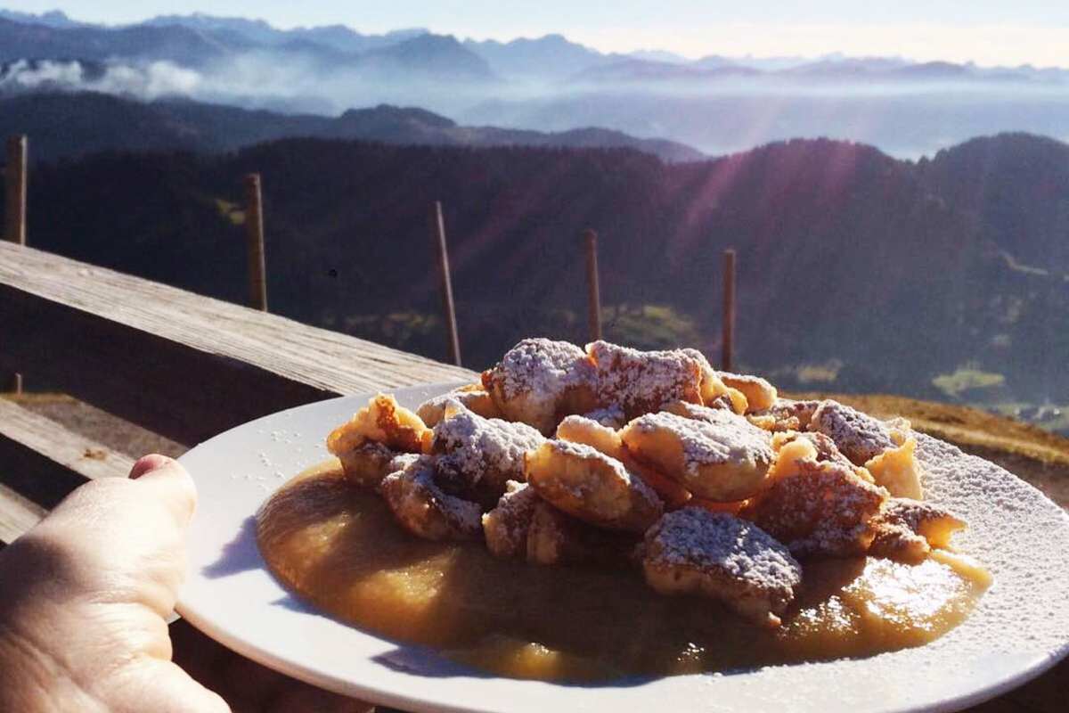 Kaiserschmarrn im Restaurant an der Hochgrat Bergstation in Bayern