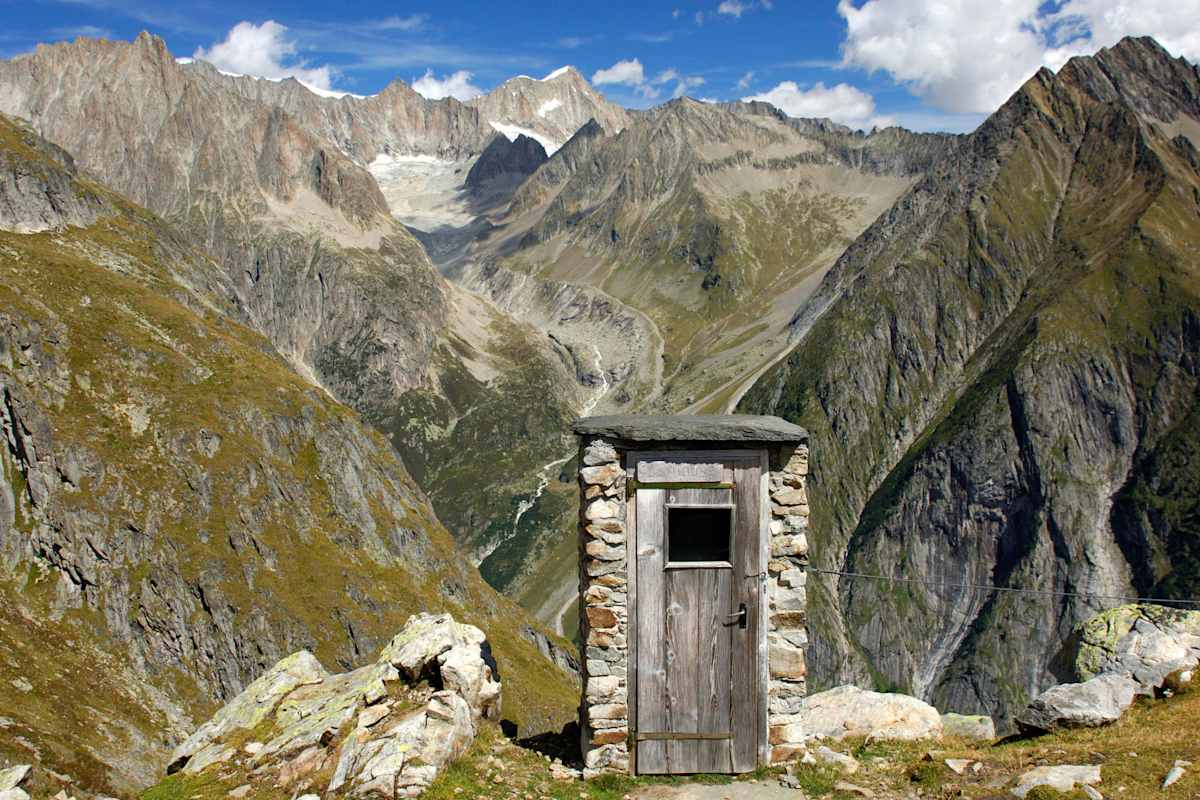 Schweiz Wiwannihütte Toilette