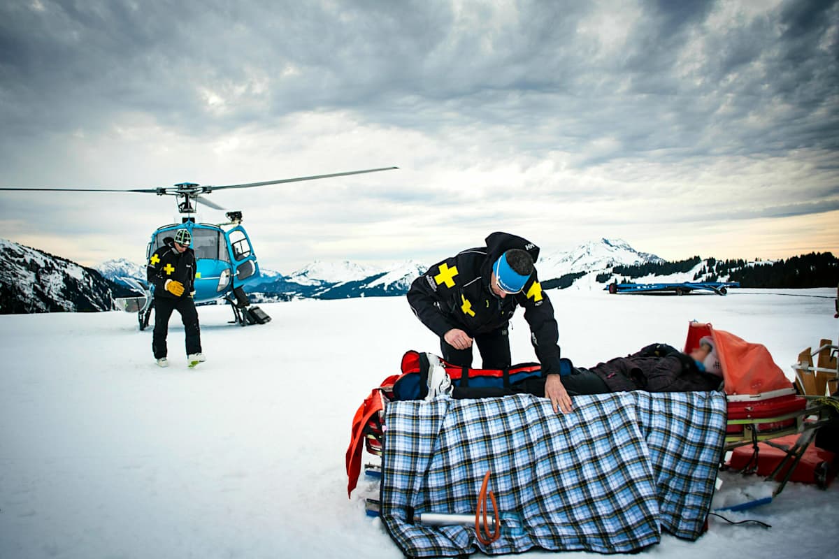 Alpiner Notfall: Bergung und Stabilisierung des Opfers
