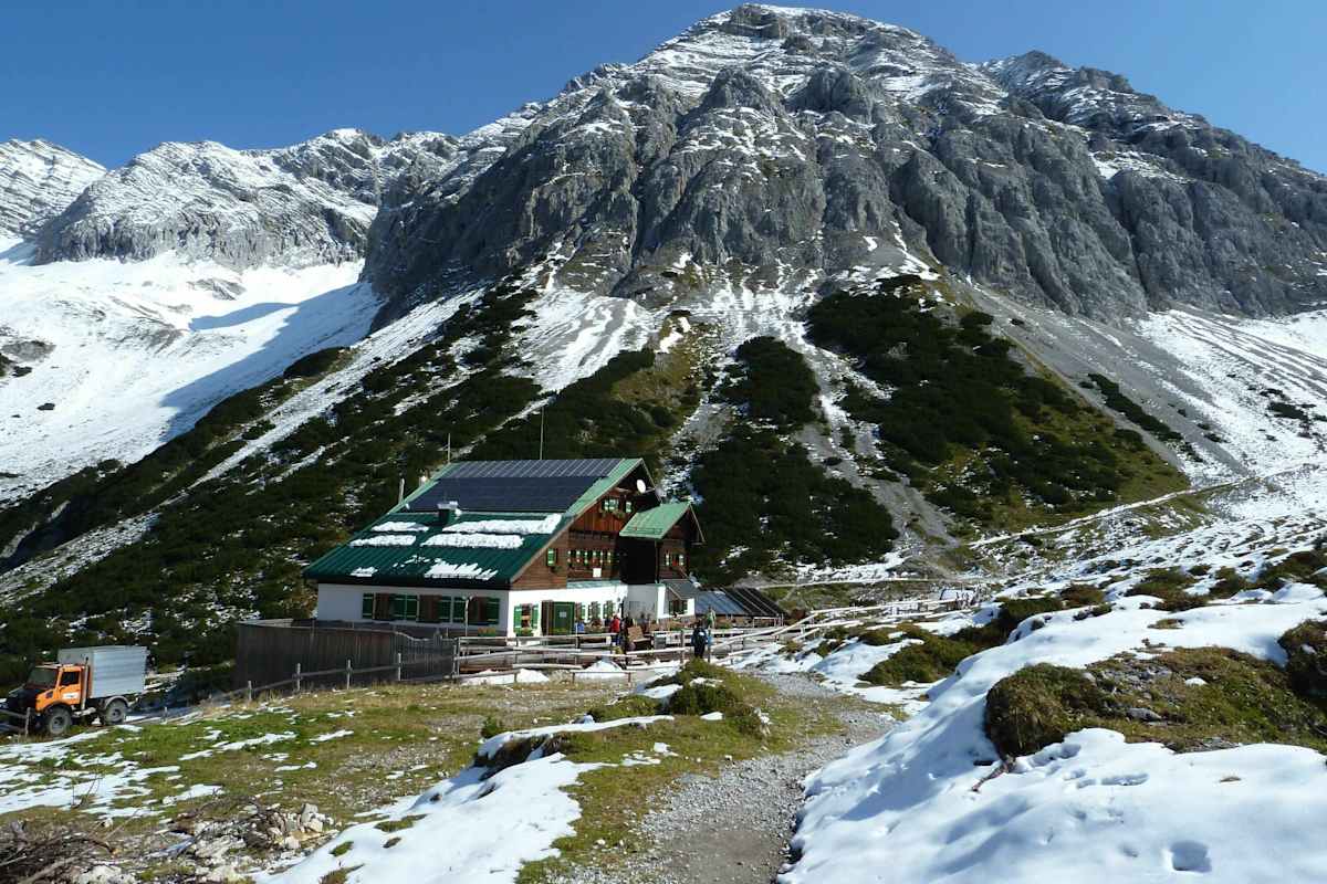 Die Pfeis-Hütte im Karwendel