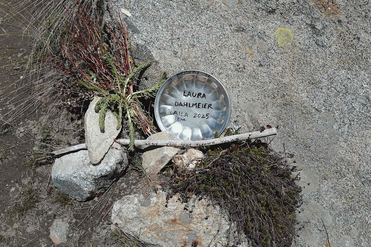 Gedenkstätte für die verstorbene Alpinistin Laura Dahlmeier