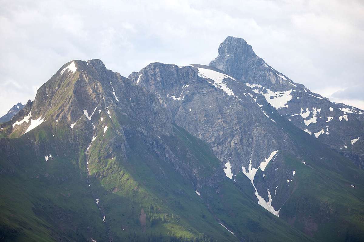 Blick auf die schroffen Gipfel der Lechtaler Alpen