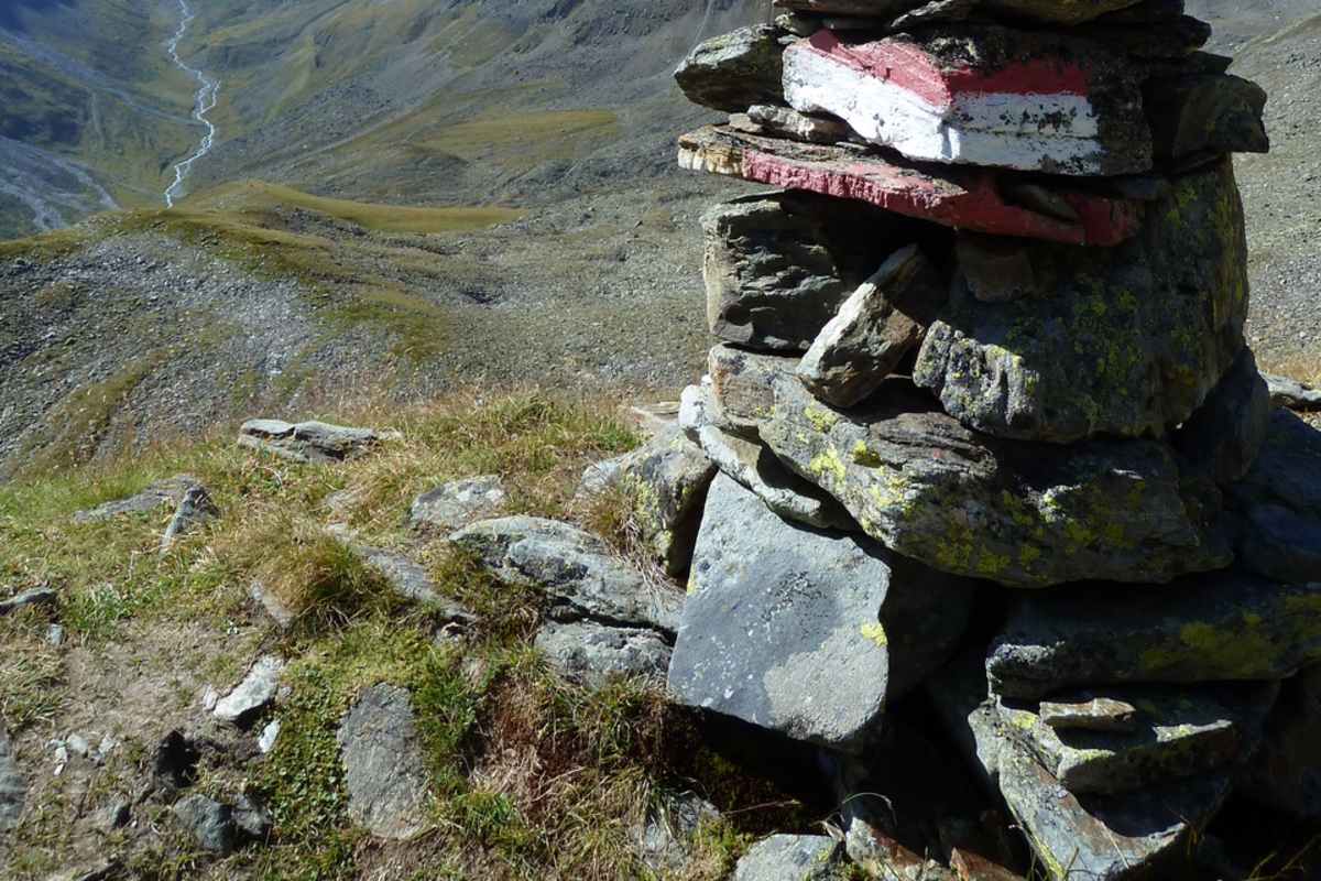 Auch Steinmännchen dienen der Orientierung.