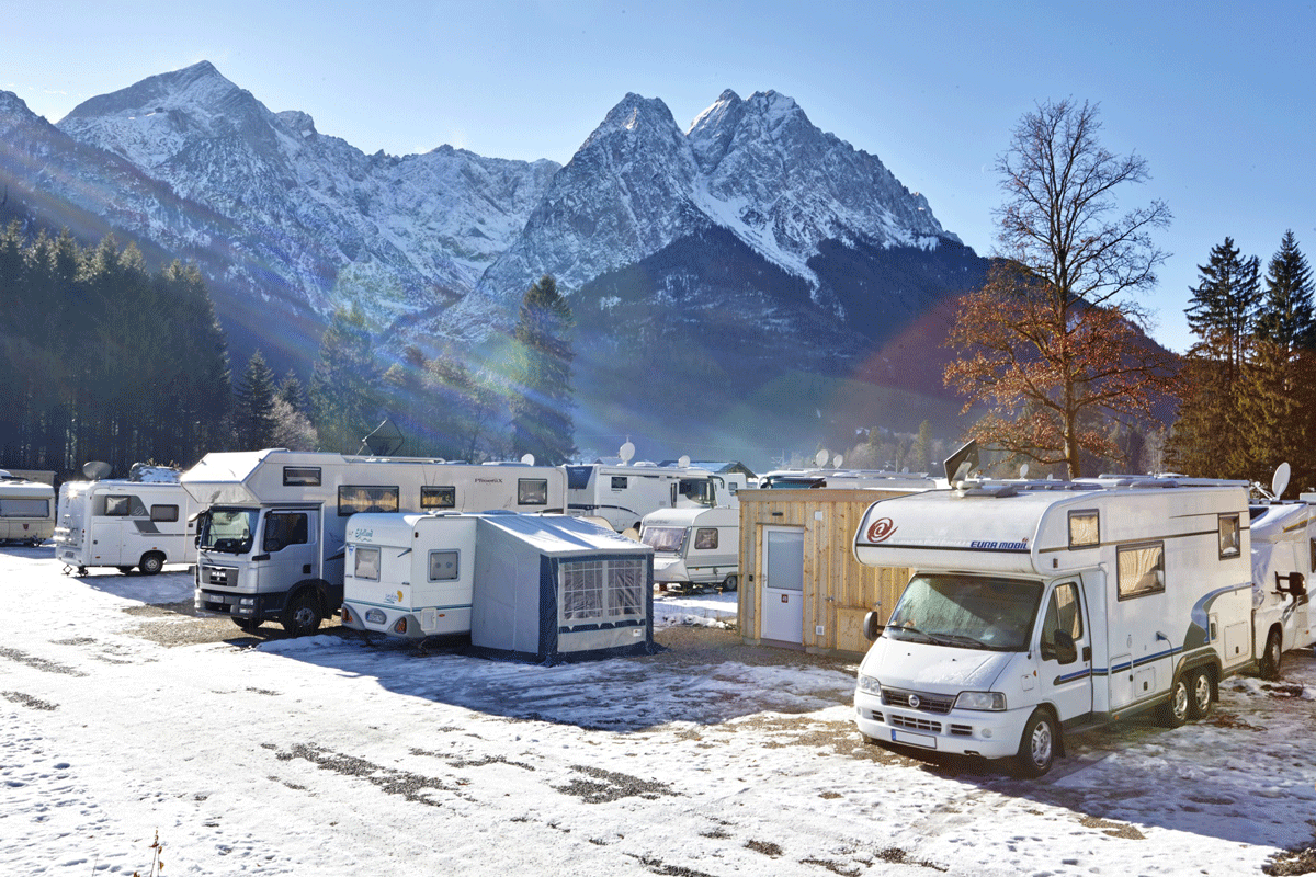 Campen am Fuße des höchsten Bergs Deutschlands