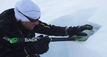 Alpin-Sachverständiger: Schneedeckenuntersuchung nach Lawinenunfall