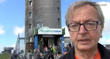 Zippert steigt auf