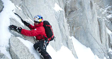 David Lama erklimmt den Cerro Torre 2009