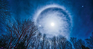 Mond Halo