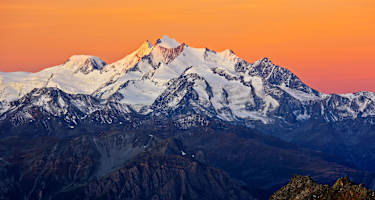 Alphubel: Blick in die Allalingruppe in den Walliser Alpen