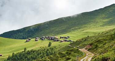 arosa-ium-sommer-medergen-anina-flueeler