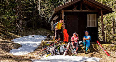 aufmacher_grun_weisse_touren