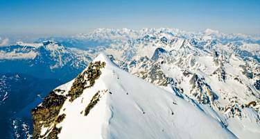 Schweiz: Blick über die Walliser Alpen
