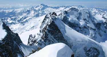 Winterliche Bernina-Gruppe im Kanton Graubünden
