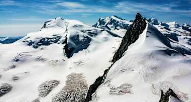 Walliser Alpen: Strahlhorn und Rimpfischhorn in der Mischabelgruppe in der Schweiz