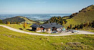 wwb-gorialm-julian-bueckers-bergwelten_huetten_online_julian_bueckers_gorialm_0002_si202212240012