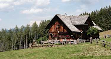 Blahbergalm-Florian-Lierzer-BW-Luchstrail
