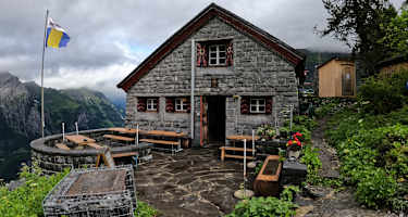 Doldenhornhütte