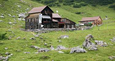 Hochmölbing Hütte
