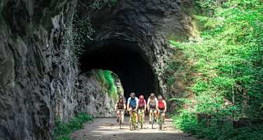 Die fünfte Etappe der Gravel-Bike-Route Hinterrhein ist eine Rundtour.