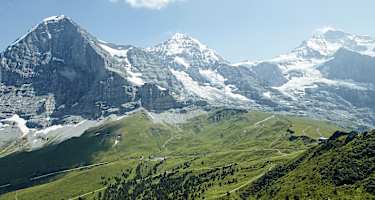 Sicht auf Eiger, Mönch, Jungfrau - Wanderung Männlichen zur kleinen Scheidegg