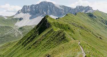 Schmugglerpfade - am Grat zum Jägglisch Horn.