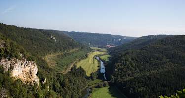 Blick vom Knopfmacherfelsen im Naturpark Obere Donau