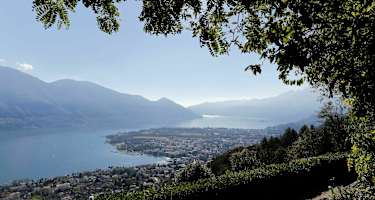 Die Aussicht von Collina Alta über den Lago Maggiore.
