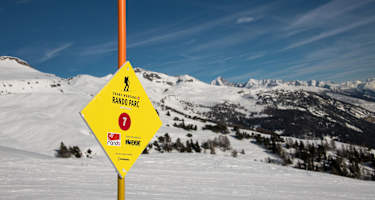 Perfekt signalisiert Routen im Rando Parc von Crans-Montana