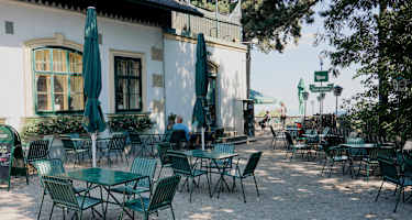 Gastgarten der Franz-Ferdinand-Hütte